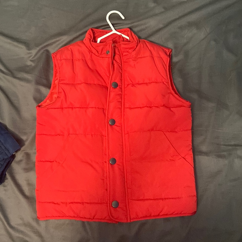 Hope and Henry Red kids medium vest New without tags
